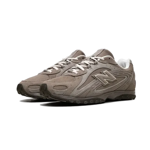New Balance 204L Mushroom Arid Stone
